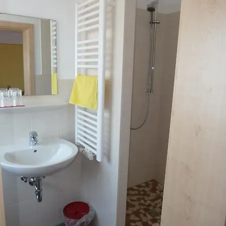 Apartment Zum Heisn *