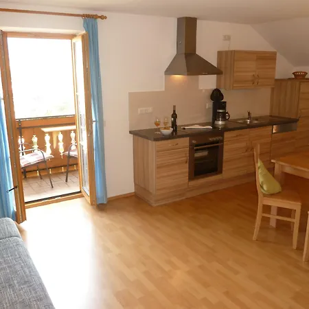 Apartman Zum Heisn *